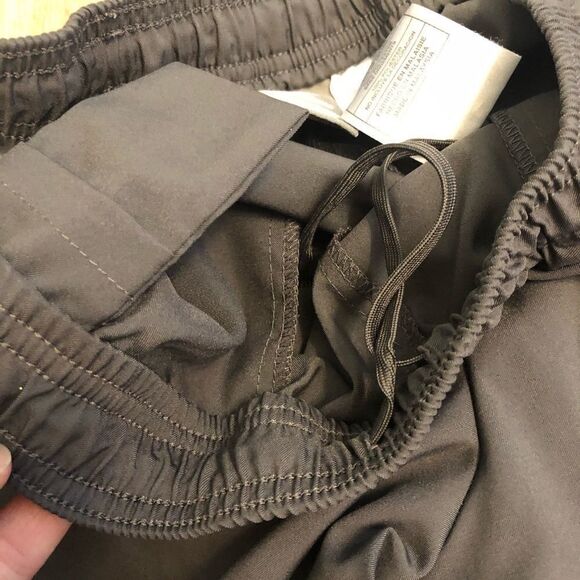 Nike vintage gray tag women’s dark gray dry fit cropped warm up pants S 4-6 - Picture 8 of 10